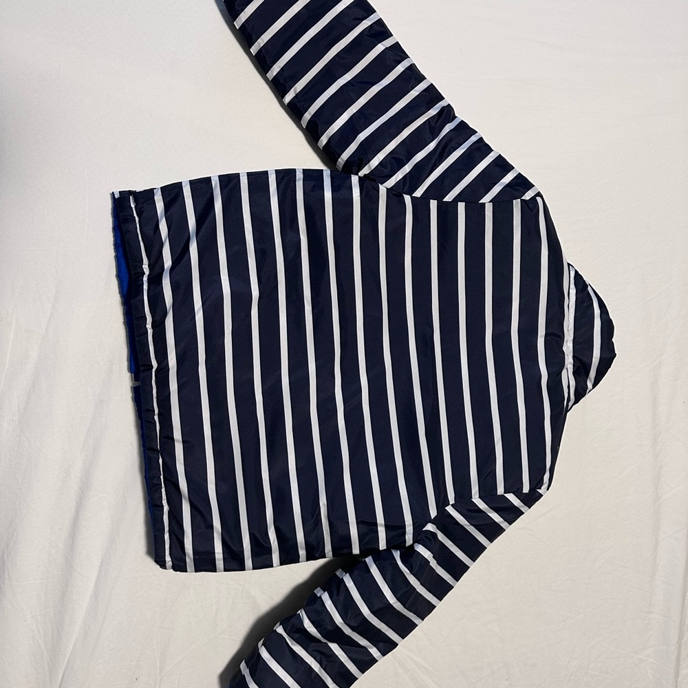 GAP Reversible Puffer - Picture 5 of 5